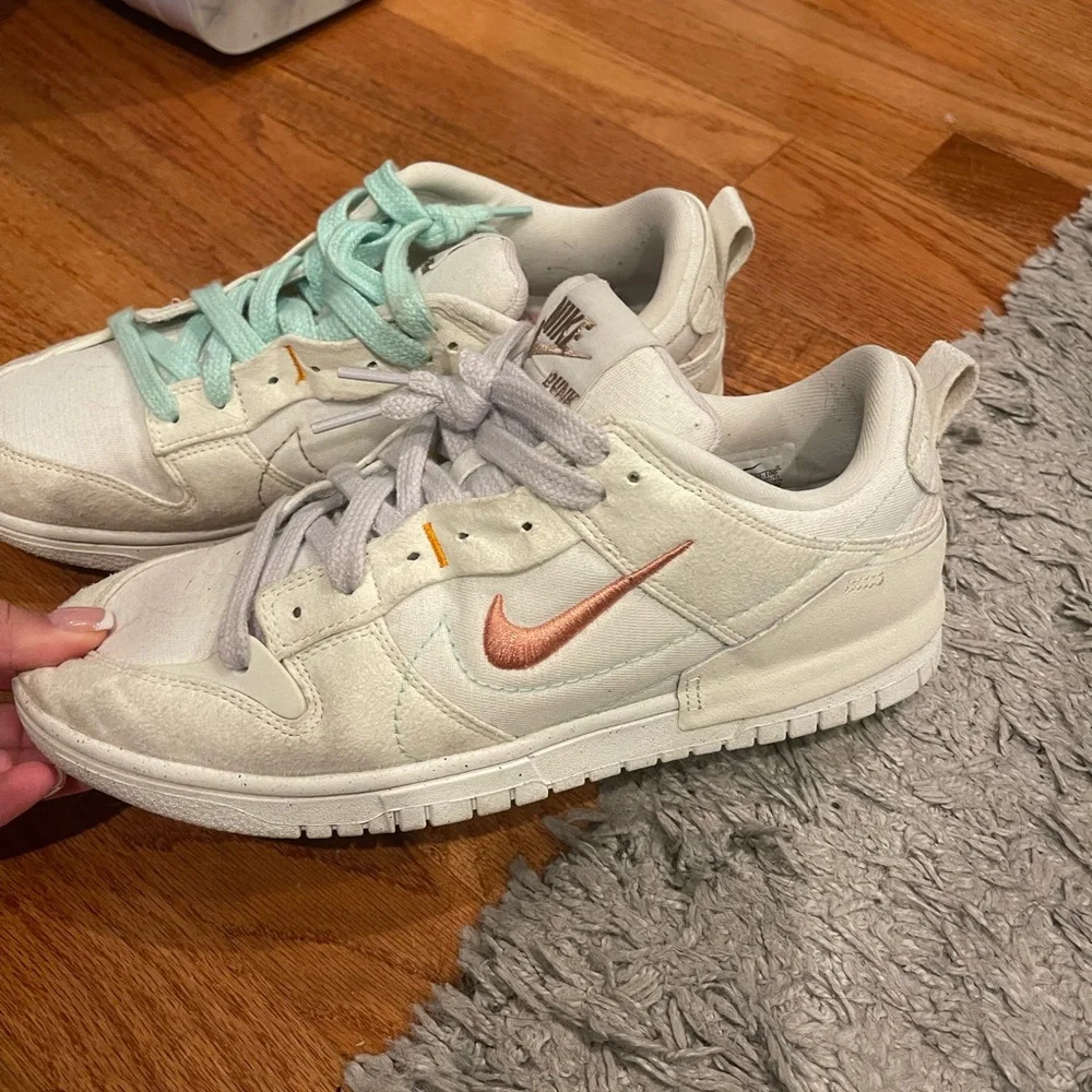 nike dunks - Picture 2 of 3
